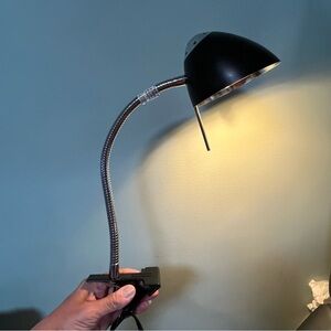 Black Clip-On flexible chrome desk gooseneck Lamp